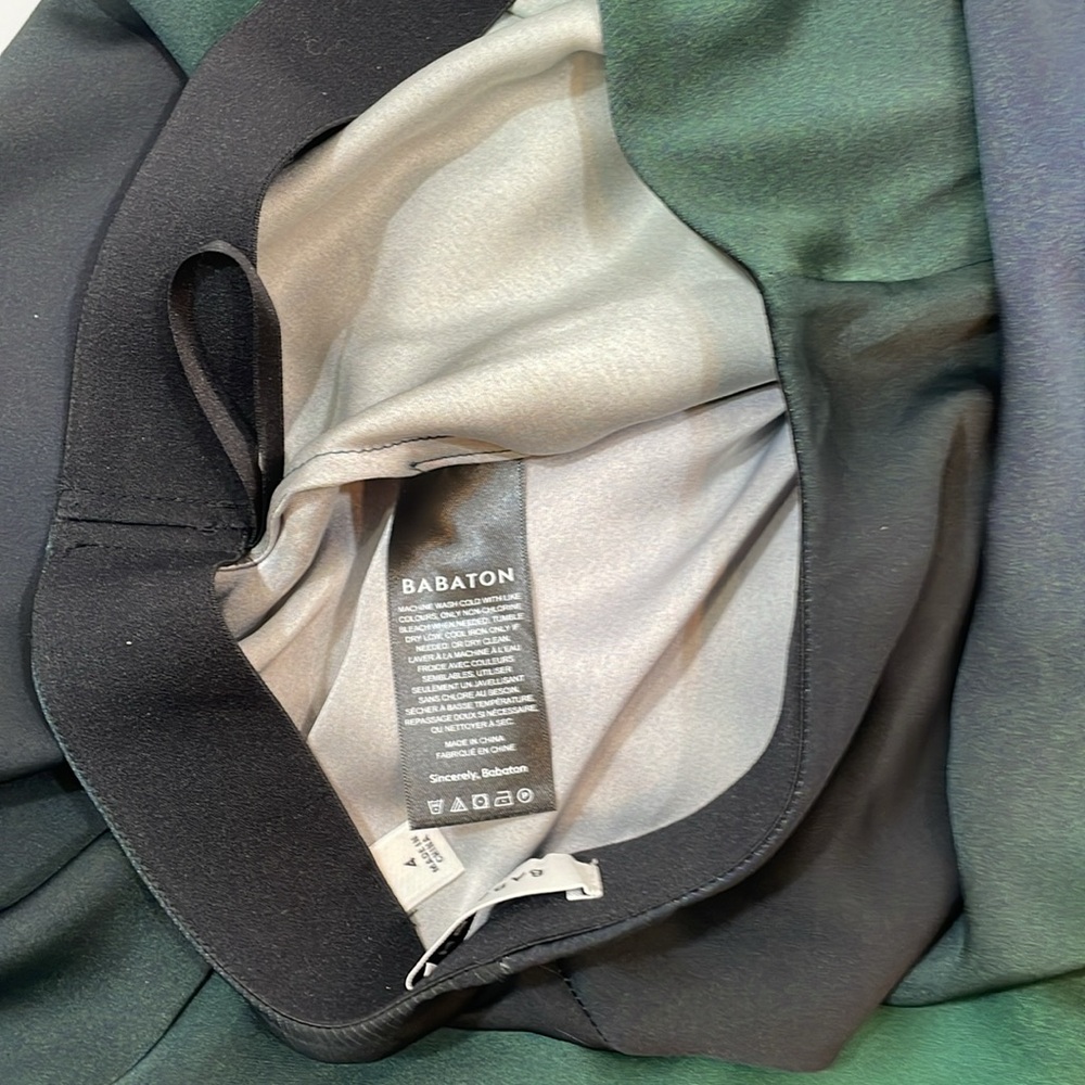 Aritzia Babaton Slip Skirt Size 4 Midi Green Navy Black Print EUC - Picture 8 of 10